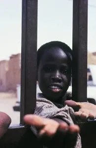 Los niños abandonados o con alguna tara fisica son los primeros acusados de brujeria