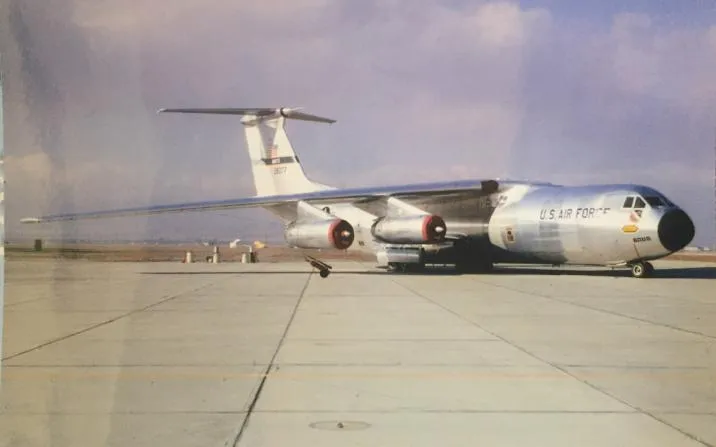 IMAGEN DEL C-141 ANTES DE SU ÚLTIMO VUELO